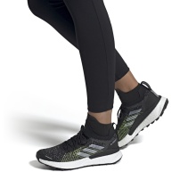 adidas Trail-Laufschuhe Terrex Two Ultra Primeblue (sockenähnliche Passform) schwarz Damen